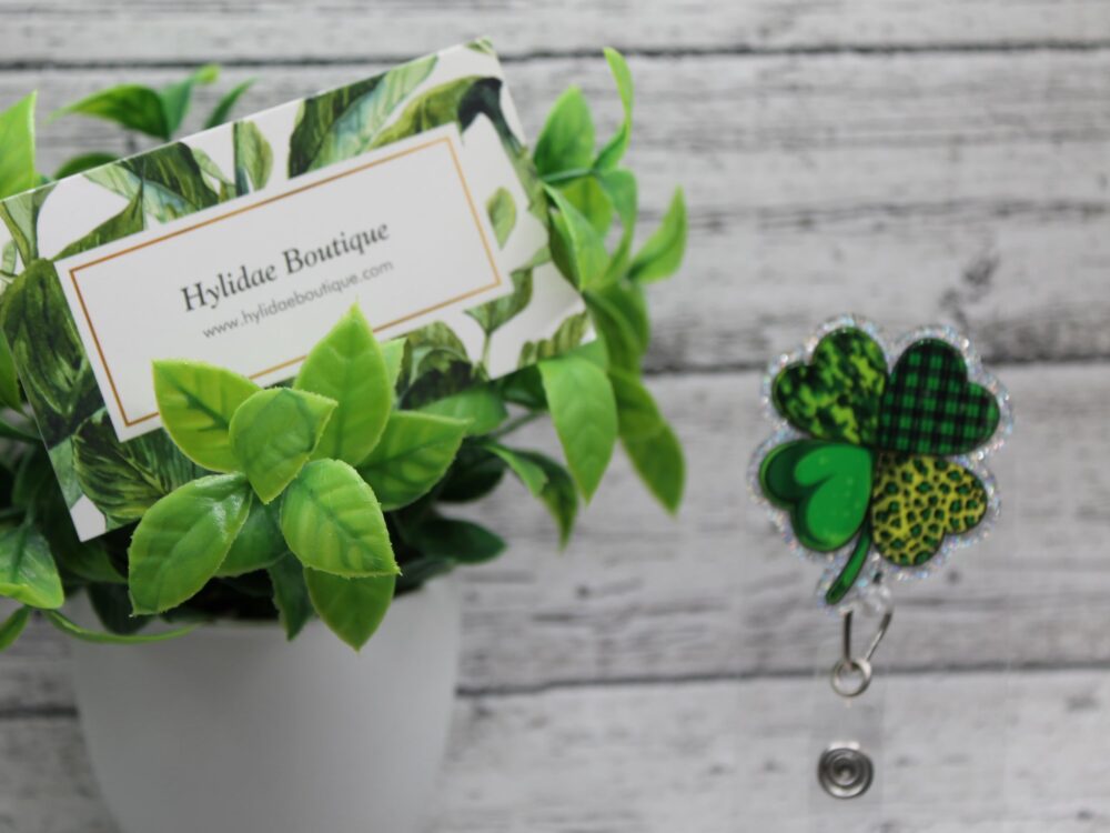 Patternered 4 Leaf Clover Badge Reel